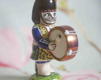 MacKatt Bass Drummer by Loch Lomond Ceramics: rare