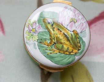 Crummles hand-painted enamel frog trinket pot: wonderful gift for budding herpetologists