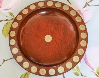 Rare hand-turned wooden shilling bowl: Scottish (Leuchars, Fife)