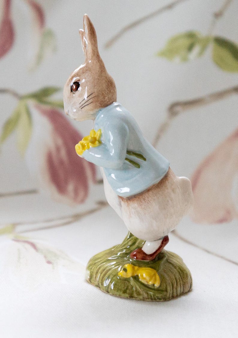 Beswick Rabbit 296 Royal Doulton Beswick Peter Rabbit With Daffodils (beatrix Potter) - Etsy