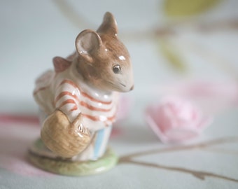 Mrs Tittle Mouse by Beatrix Potter: Royal Albert 1948
