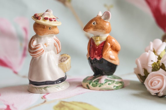   ロイヤルドルトン　LADY  WOODMOUSE Royal Doulton Brambly Hedge Lord and Lady Woodmouse - Etsy
