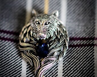 Wolf or Stark brooch