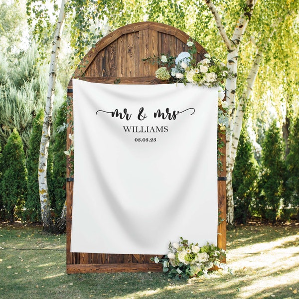 Custom Mr Mrs Wedding Backdrop Personalized Mr Mrs Sign Decoration Script Mr and Mrs Wedding Table Decor Bachelorette Party Bridal Shower