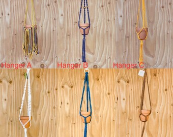 Corta percha de planta de macrame detallada en diferentes estilos - Elija su color