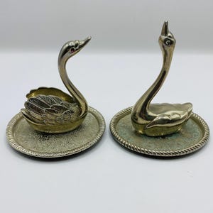 Vintage Silver Swan Ring Holder | EP Zinc Alloy Jewelry Dish with Ruby Red Eye | Elegant Swan Trinket Tray | Jewelry Display