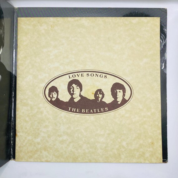 ビートルズ　ラブソングスＬＰレコード　2枚組　保存状態とても良好 ビートルズ - ラブソングス 2枚組LP: 1977年 オリジナルUS盤 - Etsy 日本