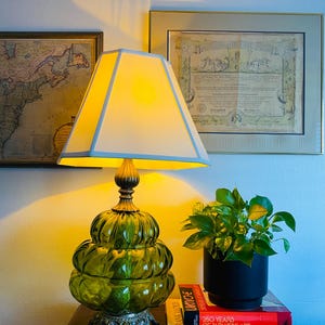 Vintage Green Glass Lamp: Hollywood Regency Mid-Century Night Light