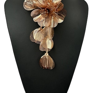 Elegant Bohemian Flower Design Fashion Statement Choker Necklace image 8