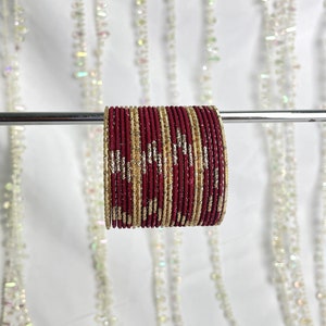 Maroon Gemusterte Glitzer Armreifen für Kinder - Indischer Schmuck