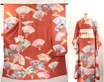 K474 Vintage Silk Wedding Kimono (furisode) : Red Black Gradation