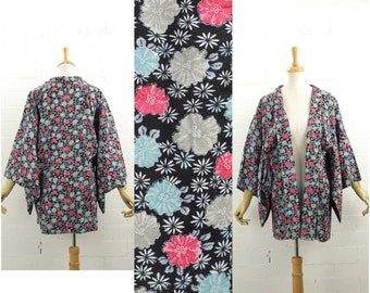 Vintage Black Flower Pattern Haori, Kimono Jacket | Wool, Synthetic | Traditional Kimono | Haori | Vintage Japan