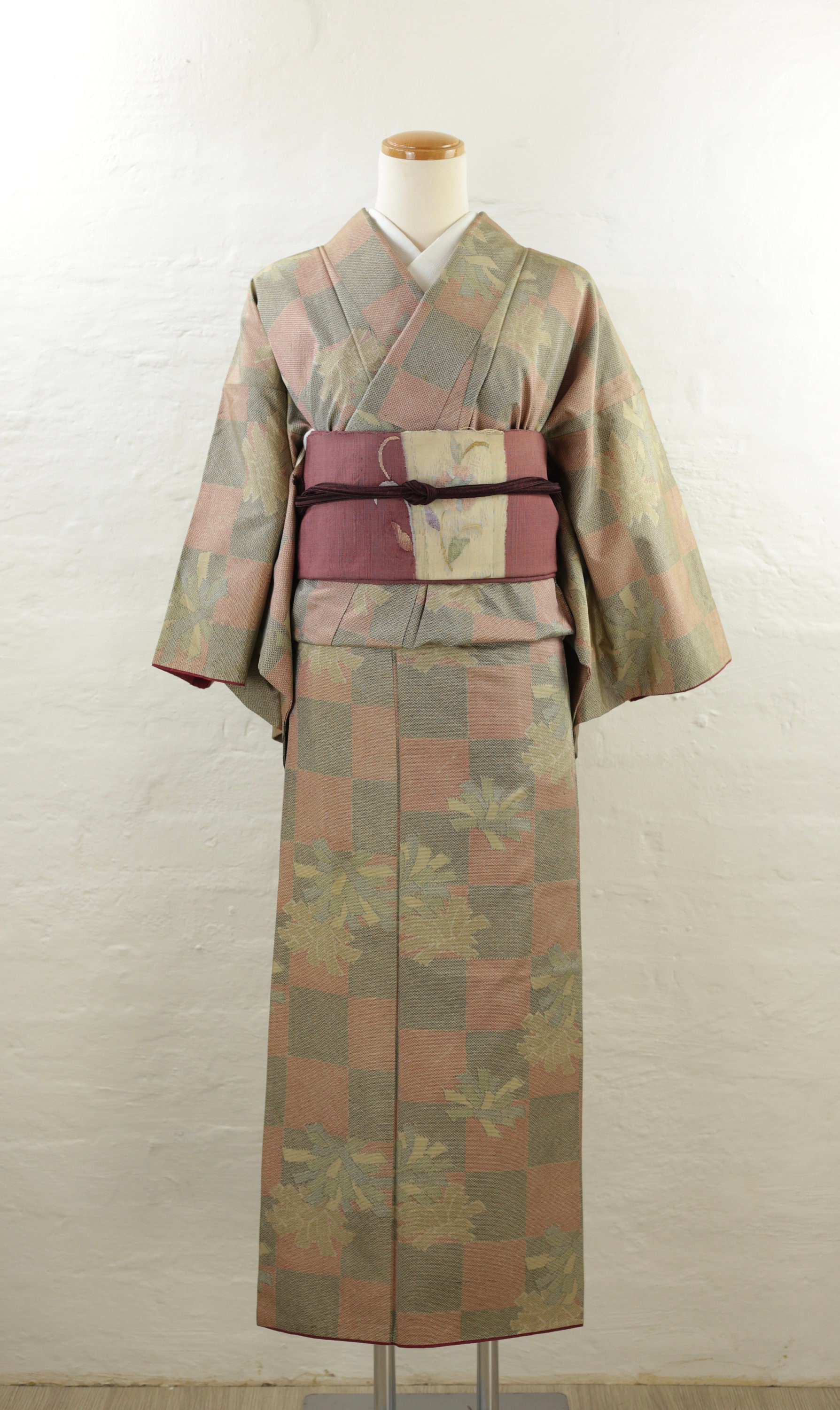 Vintage Tsumugi Kimono, Ichimatsu Pattern | Silk | Traditional