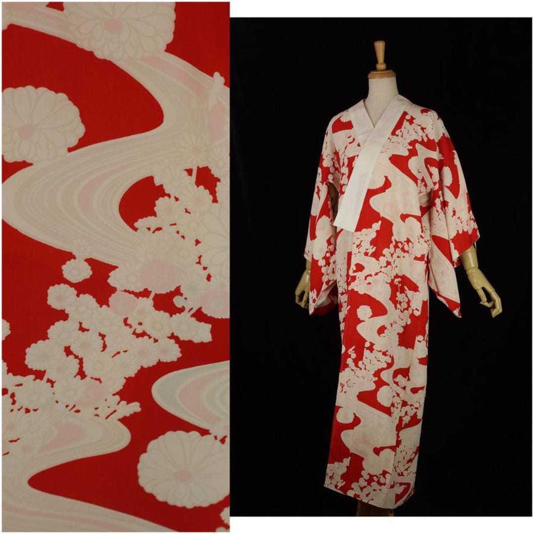 アンティーク長襦袢 / Antique Kimono undergarment Antique Red Flower Pattern Nagajuban, Kimono Undergarment