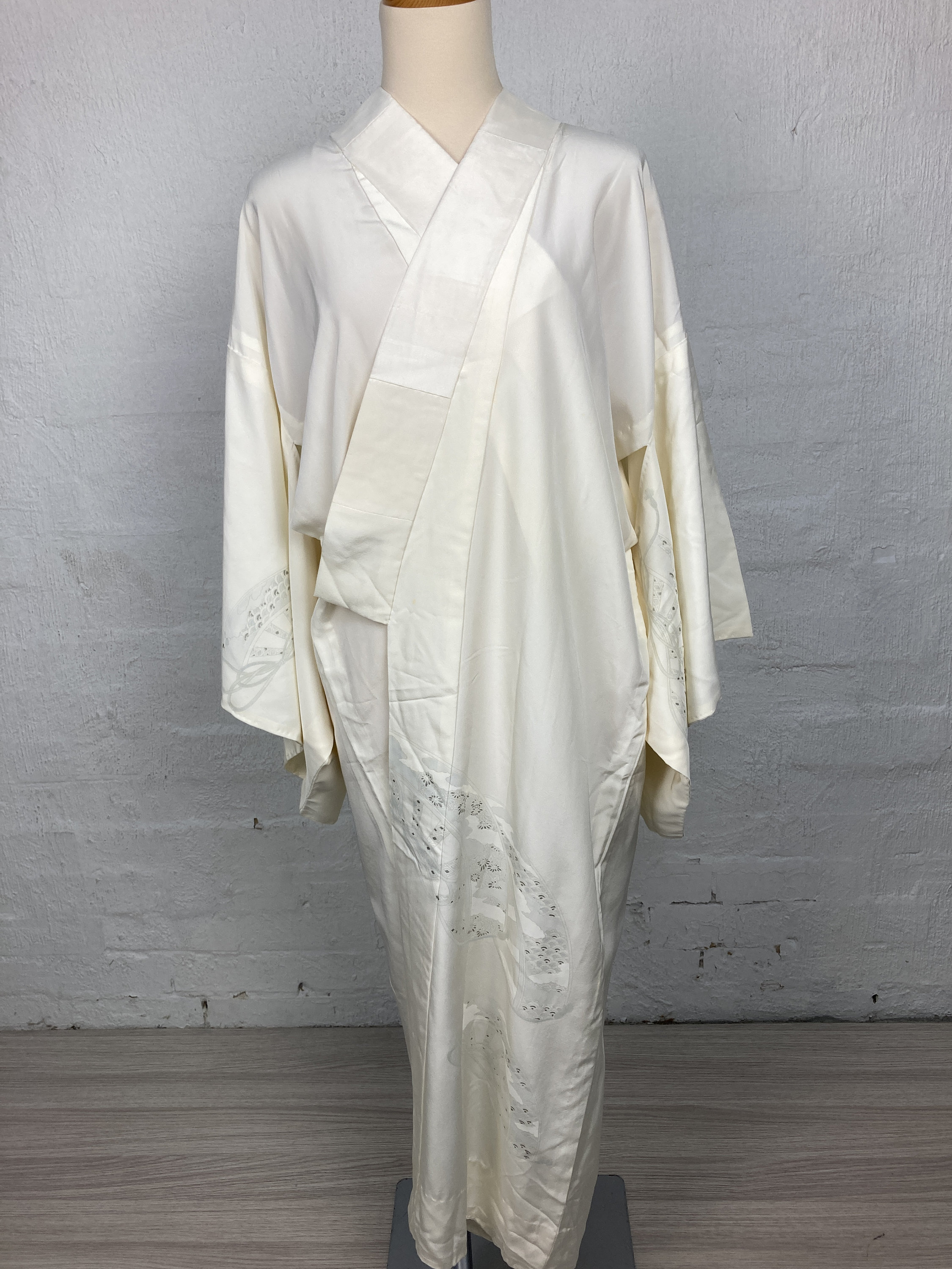 Vintage Naga Juban kimono undergarment white eba design Etsy