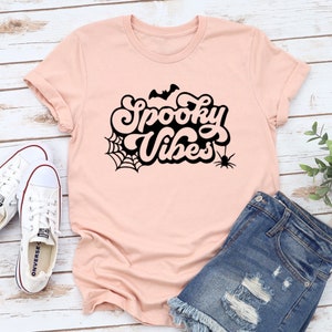 Spooky Vibes, Halloween Shirt, Halloween T-Shirt, Halloween Spooky Vibes, Halloween Party Shirt, Spooky vibes Halloween Shirts, Spooky Shirt bild 2