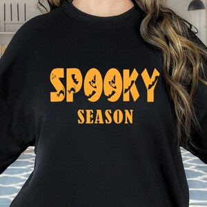 Spooky Season Sweatshirt, Spooky Shirt, Spooky Halloween Sweatshirt, Vintage Halloween Shirt, Herbst Vibes, Cosy Season Shirt, süßes Herbst Shirt