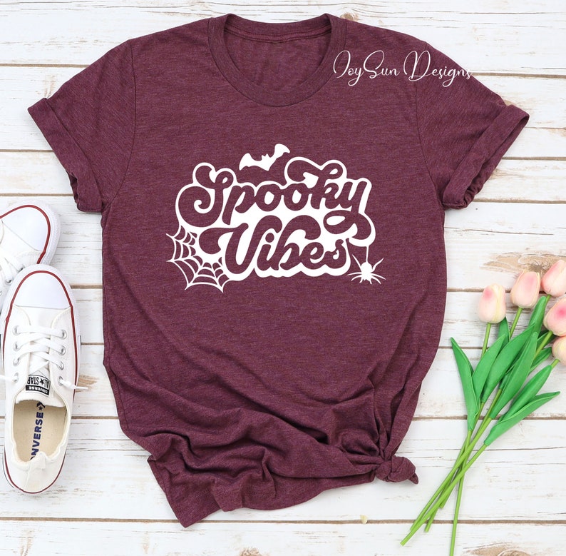 Spooky Vibes, Halloween Shirt, Halloween T-Shirt, Halloween Spooky Vibes, Halloween Party Shirt, Spooky vibes Halloween Shirts, Spooky Shirt bild 3