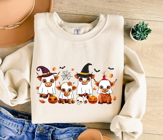 Highland Cow sweatshirt, Halloween Shirt, Halloween Animals, Funny Highland Cow Tee, Cow Lover Gift, Spooky Cow Shirt, Ghost Shirt For Gift