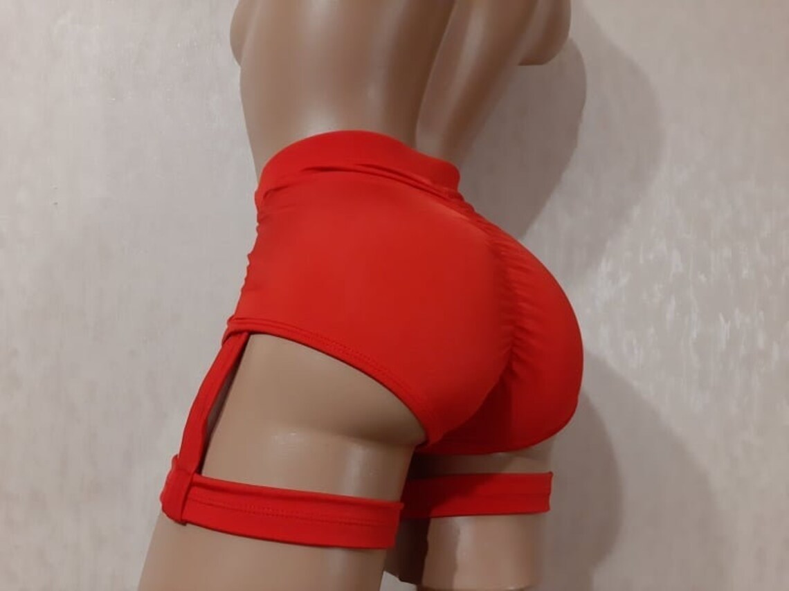 red booty shorts crossfit