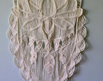 Macramé lotus