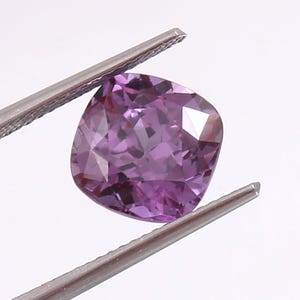 AAA Flawless Color Change Alexandrite Cushion Cut Loose Gemstone, Alexandrite Ring & Jewelry Making Gemstone fluorescent light 9x9 mm