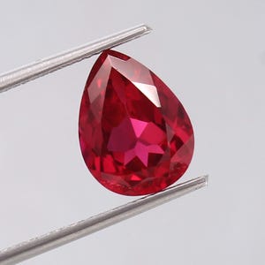 AAA Flawless Pigeon Red  Ruby Loose Pear Cut Gemstone Excellent Quality Ruby Ring And Fine Jewelry Making Gemstone 12x9 mm