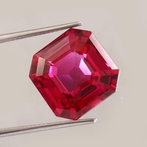AAA Flawless Red Ruby Loose Gemstone: 14x14mm Asscher Cut