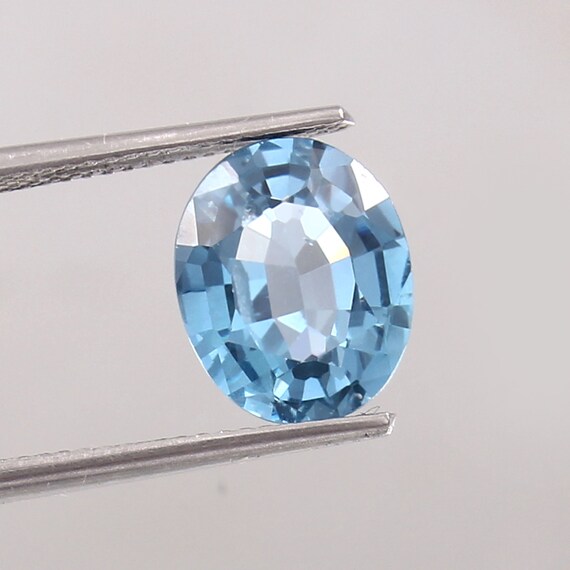 Oval Aquamarine Gemstone: March Birthstone, Jewelry Making (11x9 mm)