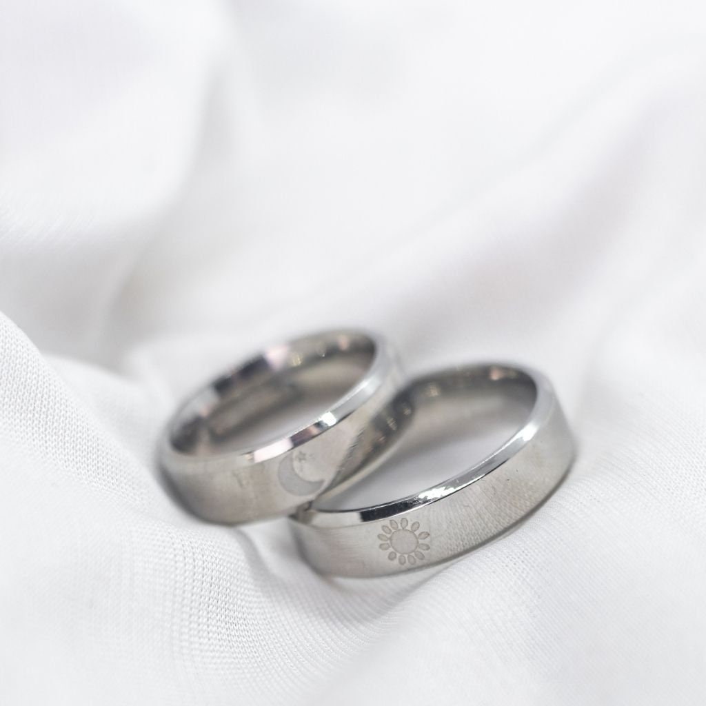 Simple boys hotsell ring