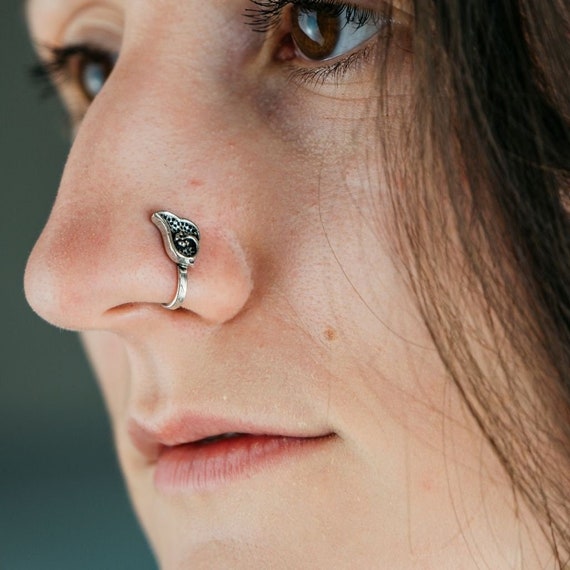 Non pierced nose best sale pin