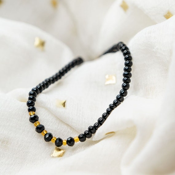 Natural Black Onyx Smooth Round Beads Bracelet From India