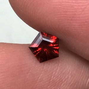 5.5mm Red Garnet 0.75 Carat Pentagon Cut, Precision Faceted Loose Gemstone, Custom Cut, US Cut/Seller