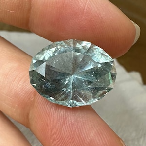 14 Carat Aquamarine 18.1x14.2mm Oval Cut, Greenish Blue Beryl, Precision Faceted Loose Gemstone