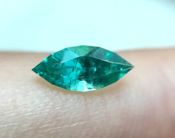 0.51 Carat Natural Green Columbian Emerald 8.9x4.0mm Marquise Cut