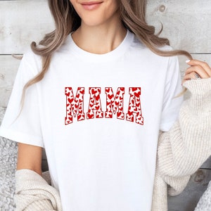 Heart Mama Tshirt, Mum Valentines Shirt, Mama Mini Shirt, Mothers Day Tshirt, Mum and Daughter, Mama and Me Tee, Mum To Be Gift, New Mom Tee