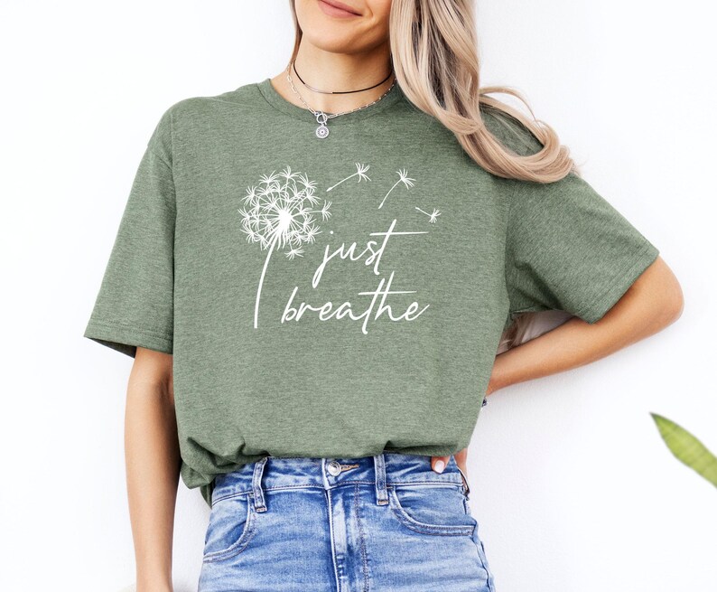 Yoga Just Breathe Shirt, Inspirational Tshirt, Yoga Gift, Medidation Gift, Dandelion T shirt, Motivational Gift, Positive T-shirt afbeelding 2
