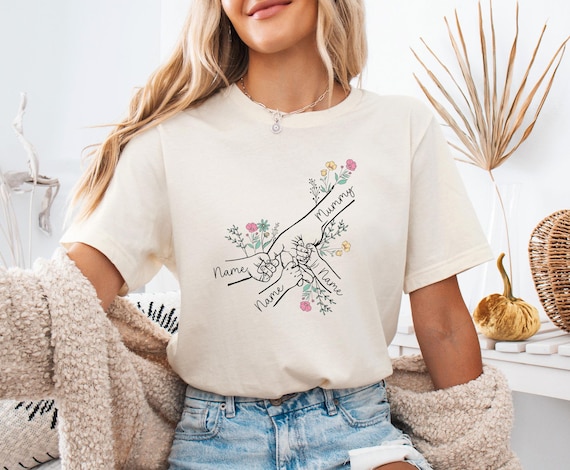 Personalised Mothers Day Shirt, Up To 6 Kids Names T-shirt, Holding Hands Tee, Floral Mama Tshirt, Flowers Grandma