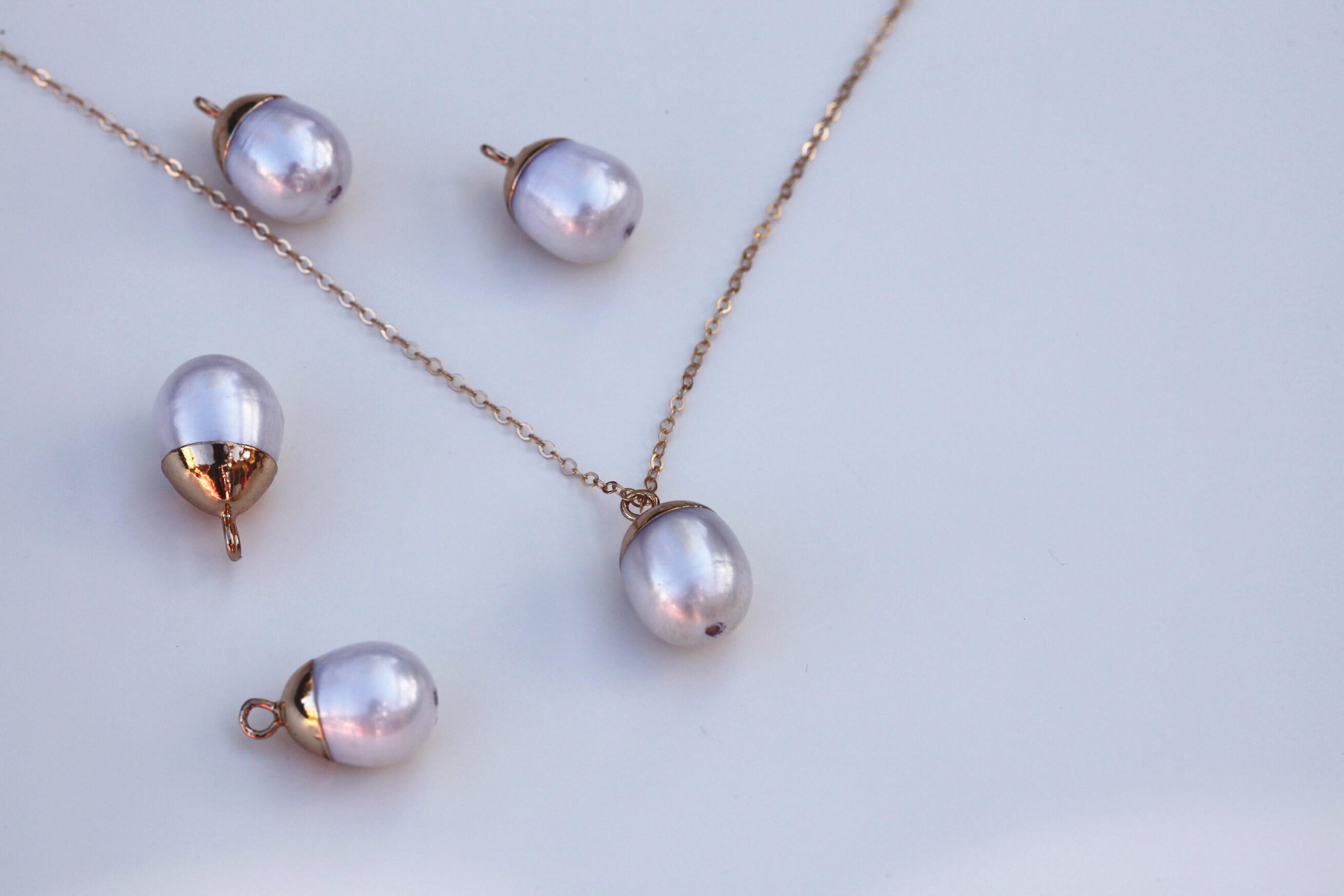 Collier de perles baroques d'eau douce de culture de l'Atlas - France