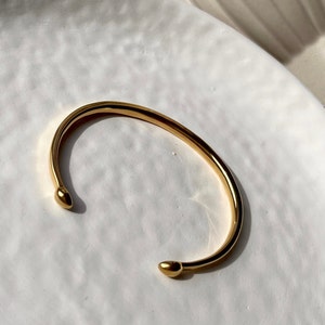 18ct Gold plated Cuff Bangle, Stainless steel, Waterproof and Tarnish Free, Ladies gold bangle, Gold plated bangle