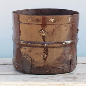 Metal vase cod.VM25