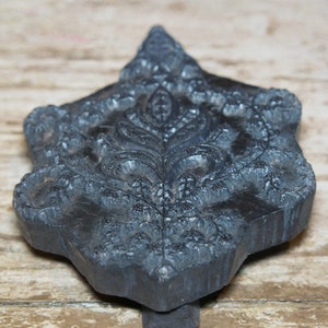 oud stempelafdrukblok, Indiase gegraveerde houten stempel, lithografieafdruk op canvas code TI210