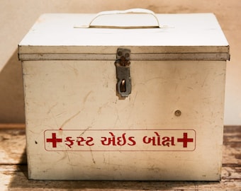 Vintage Tin Box for Dressings cod.BOXMED