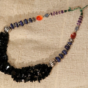 OLA mix stone semiprecious stone necklace, natural semiprecious stones, typical ethnic Indian necklace