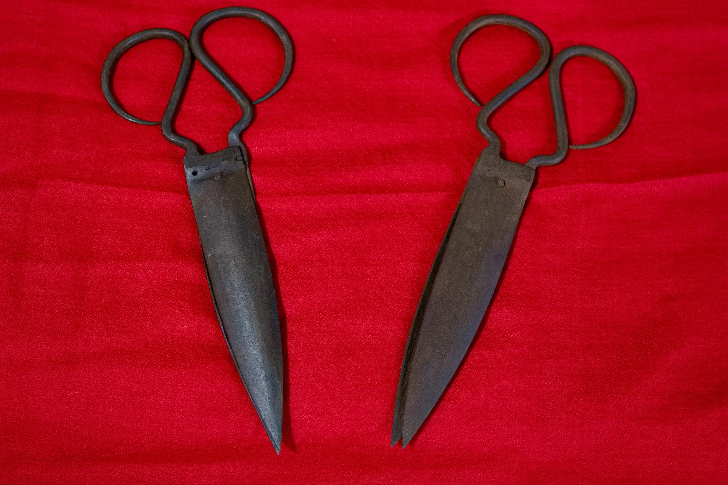 Forbici Da Sarta Antiche In Acciaio Inox – Piccole, 9 Cm, Con Manico TPR, Per Ricamo, Punto Croce E Cucito Fai-da-te (argento)