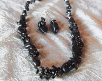 set collana e orecchini ematite