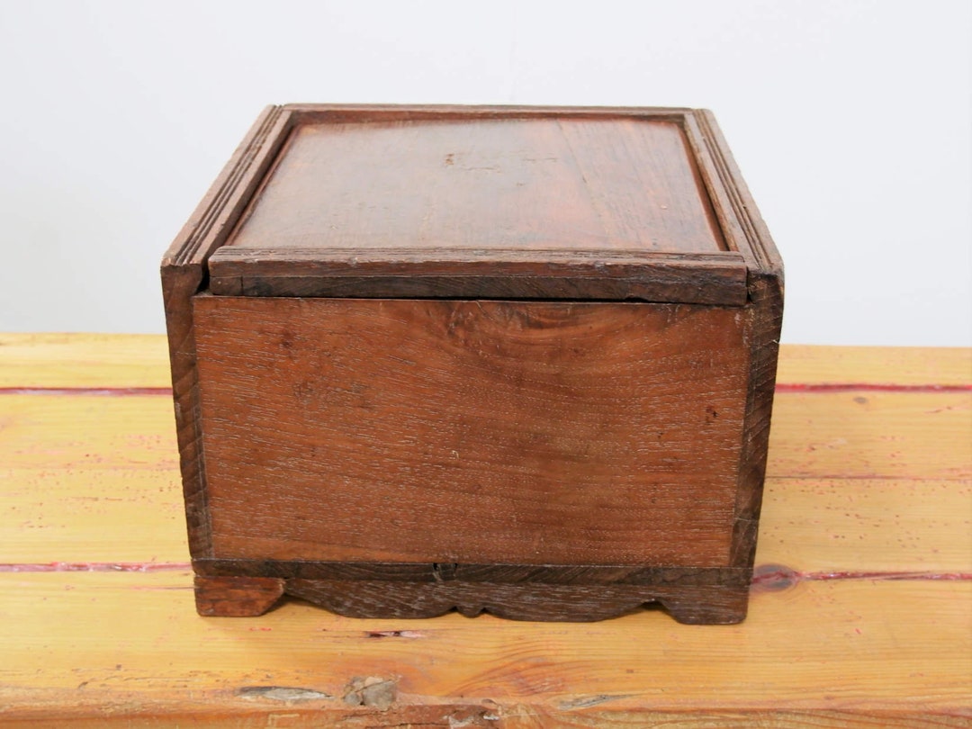 Indian Column Box Colonial India Box SGH07.15/88 - Etsy