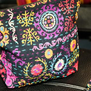 Pochette en coton style Kantha, ethnique typiquement indienne fabriquée à la main