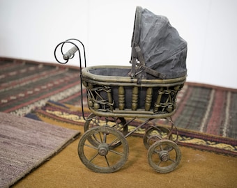 * antique pram ❀ 木製 ミニチュア ベビーカー antique pram ❀ 木製 ミニチュア ベビーカー