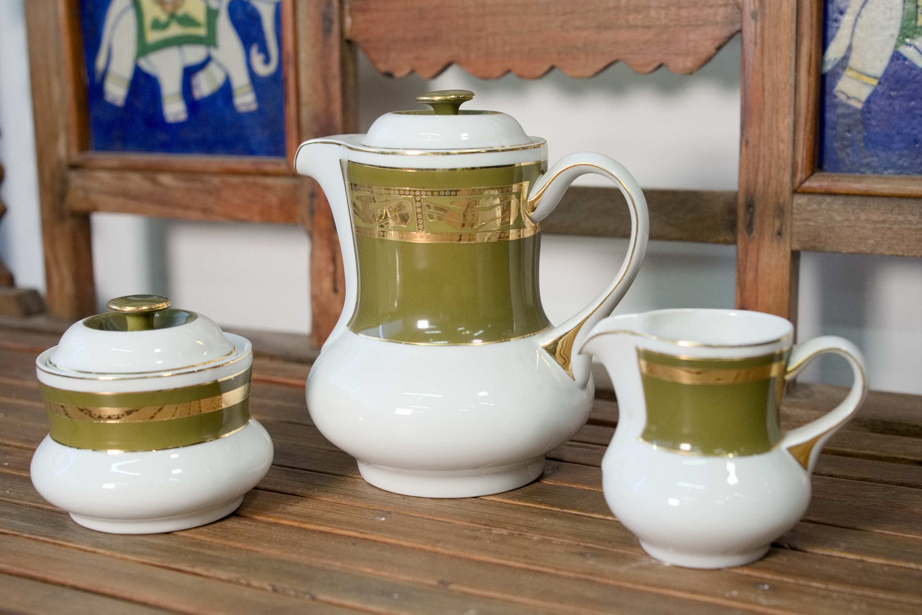 HOLLOHAZA（ホロハーザ）　ティーセット 美品】HOLLOHAZA ホロハーザ ハンガリー カップ＆ソーサー 花柄